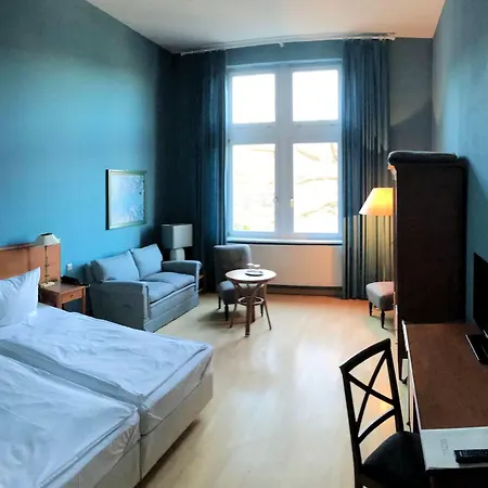 Viktoria Luise ホテル 4*